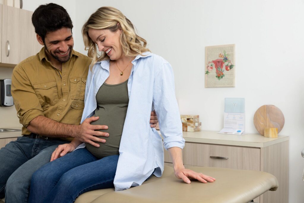 04_FERTILITY-CBR-CCB_PROCEDURE-ROOM_PREGNANT-PATIENT_00380